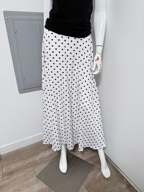 BRAND NEW Lined Polka Dot Maxi Skirt - White with Black Dots